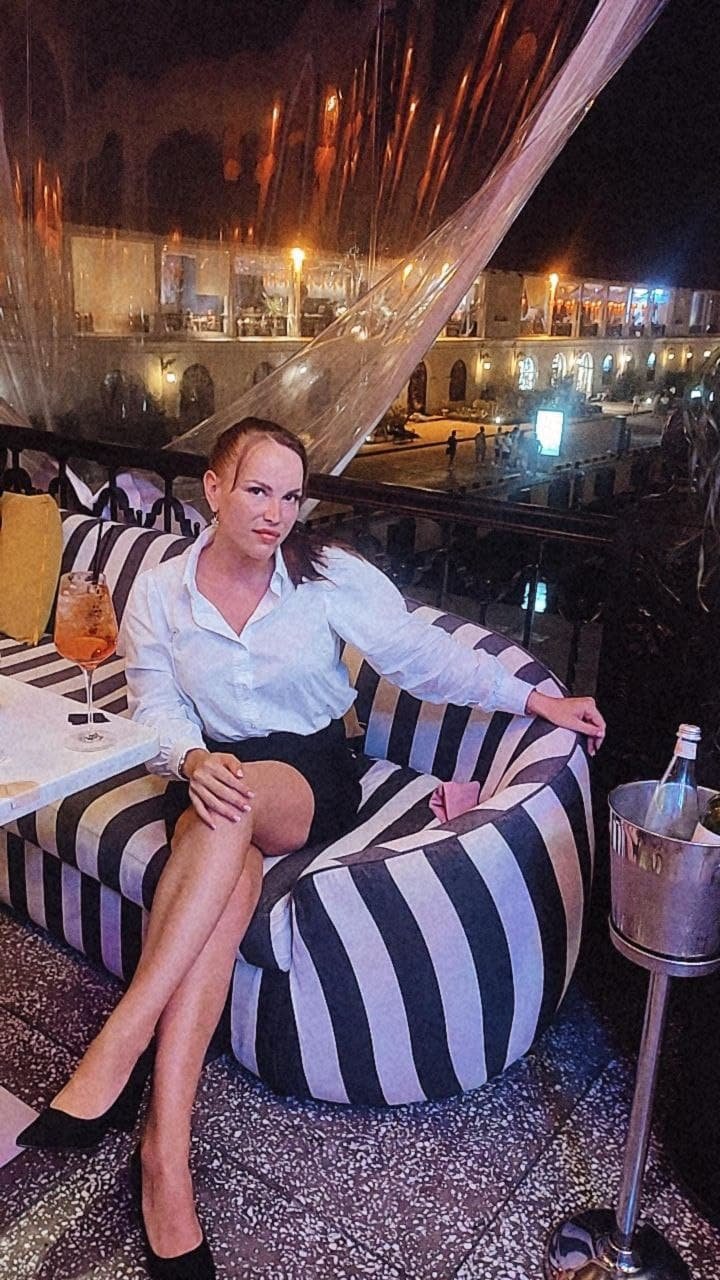 Вика - Индивидуалка Санкт-Петербурга +7(981)167-67-19